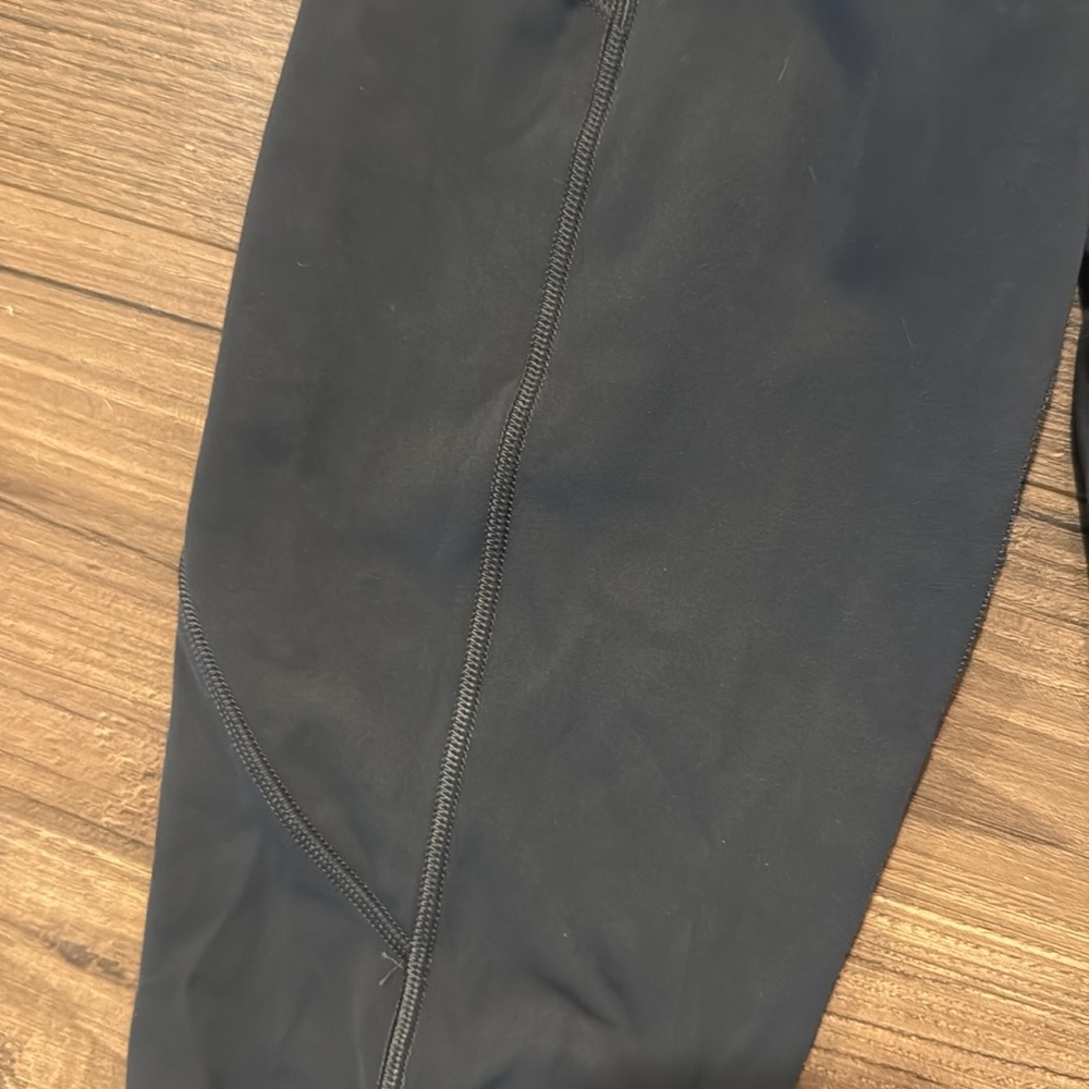 Women’s Lululemon fast and free - Picture 2 of 3